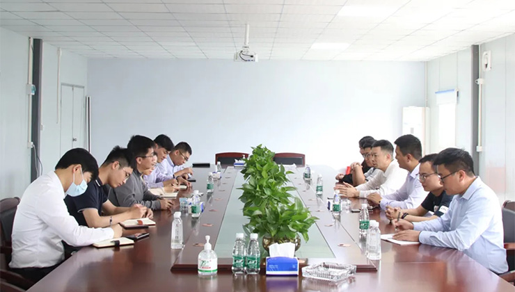 The Dongguan Municipal Bureau of Industry and Information Technology visited the Oufeiguang Bay Area Science and Technology Center